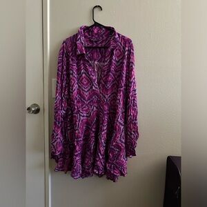 Roaman’s pretty long sleeve pattern blouse